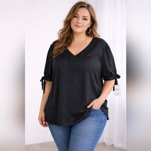 Apostrophe Black V-Neck Babydoll Blouse 16–18W Puff Sleeve
